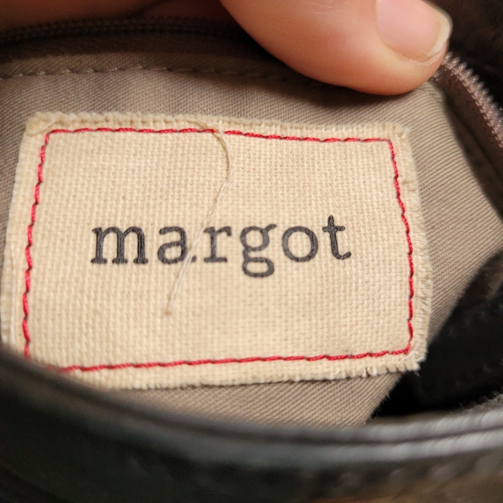 Margot Black Leather Crossbody Bag - Picture 7 of 7
